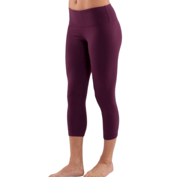 Lululemon Wunder Under Cropped Legging Size 6 Plum - Picture 1 of 11